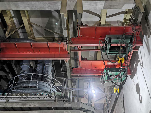 過(guò)軌吊起重機(jī)