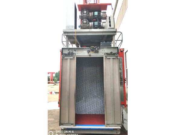 煙囪電梯、升降梯